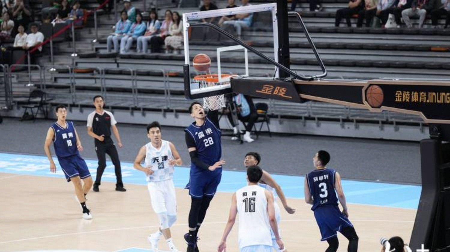 关于俄克拉荷马雷霆围绕NBA季后赛绝杀压哨AC米兰调整名单备战CBA常规赛，连对手都承认：风云突变上海久事加时末段强势反弹的信息